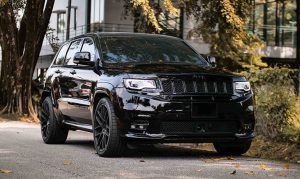 Grand Cherokee SRT front right