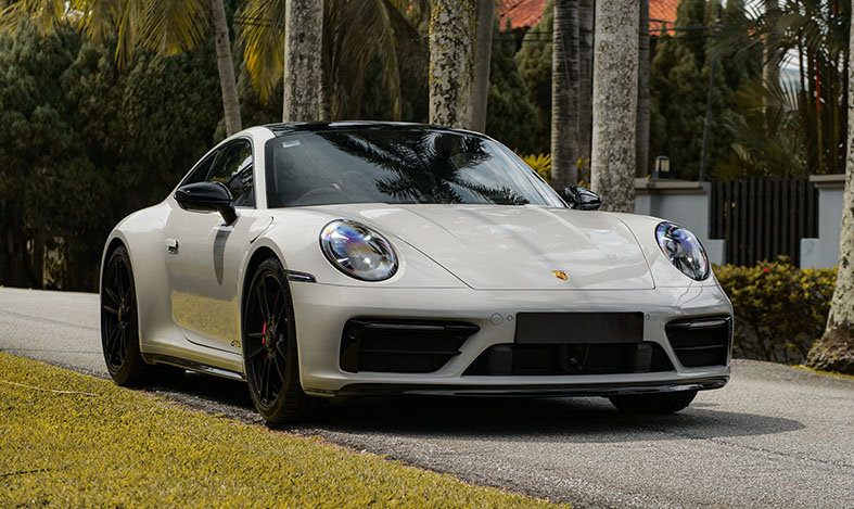 2021 Porsche 911 Carrera 4 GTS 992